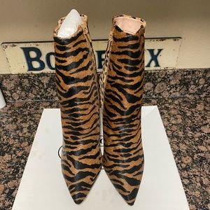 Steve Madden Women's Ashton Bootie Dress SZ 10